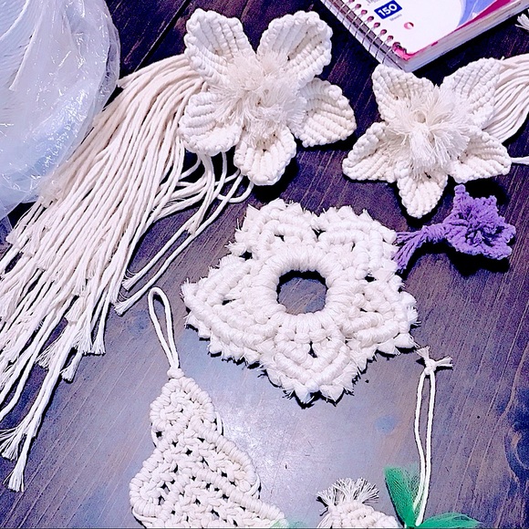 NEW: Soul Embellishment’s Special Edition Holiday 4pc Gift Set Handwoven Macrame - Picture 9 of 15